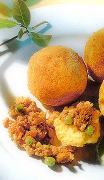 on-Sicily - the sicilian cuisine - the famous arancine