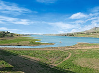 on-Sicily - cycling near Lago Poma in Sicily