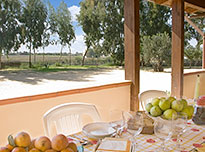 on-Sicily - La casa nel cortile - Balestrate