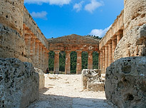 on-Sicily - The temple of Segesta in Sicily