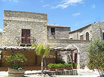 on-Sicily - Pizzeria Ristorante La Batìa in Alcamo