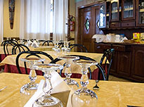 on-Sicily - Pizzeria Ristorante La Lampara in Castellammare del Golfo